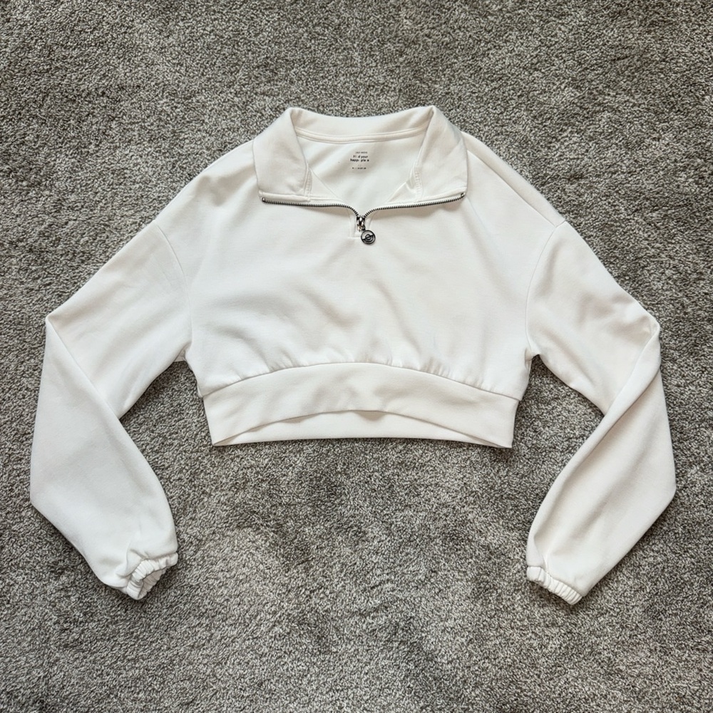 Gilly Hicks Hollister Crop Zip